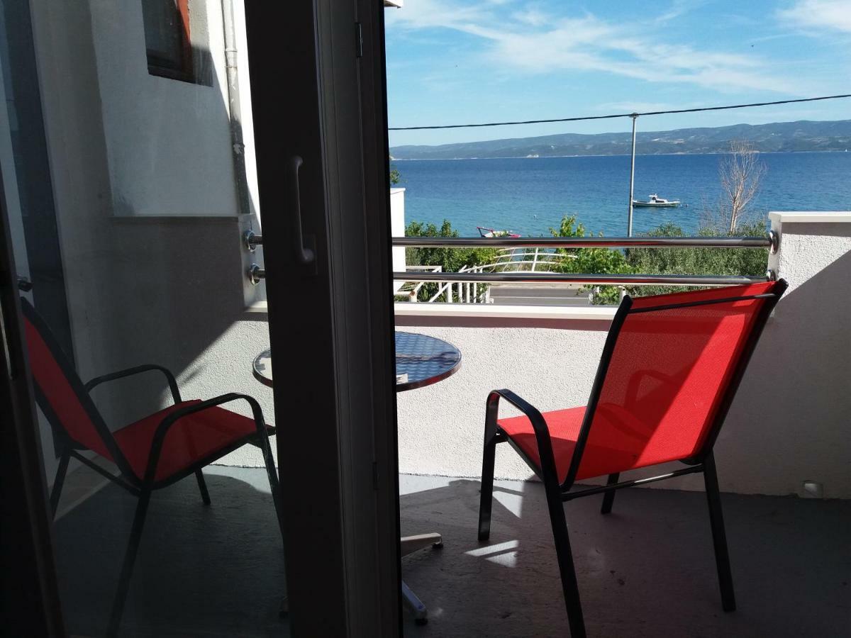 Apartments Marija Дуги Рат Екстериор снимка